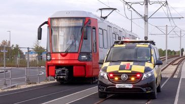 Flughafen Dus U Bahn.jpg