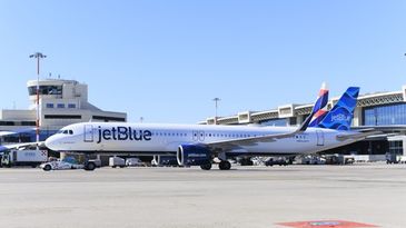 Jet Blue Airbus A321 Milano.jpg